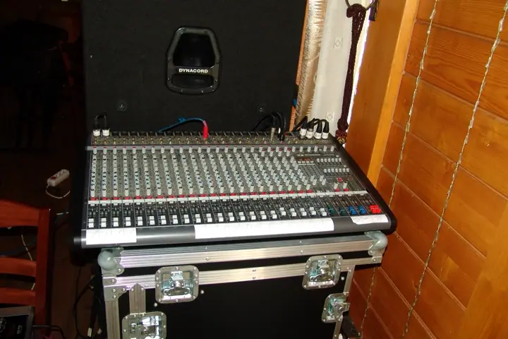 Barlogul Lupilor - professional audio project photo