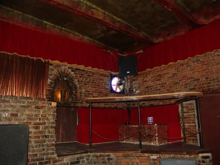 Club Captain Mondy'S Jupiter - professional audio project photo